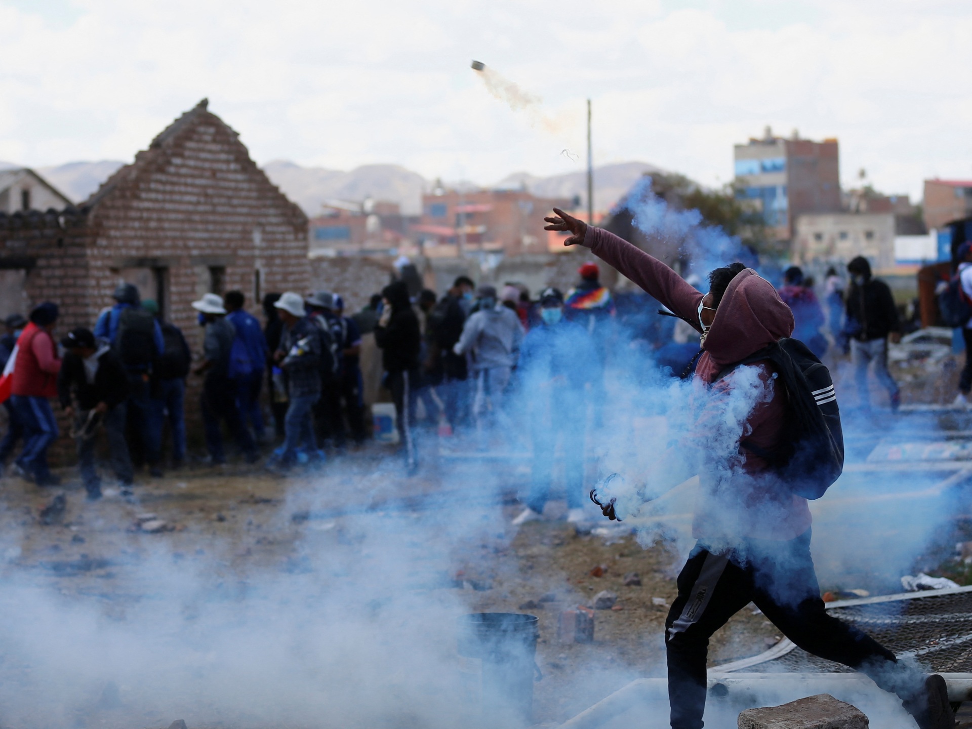 at-least-17-dead-in-anti-government-protests-in-southern-peru