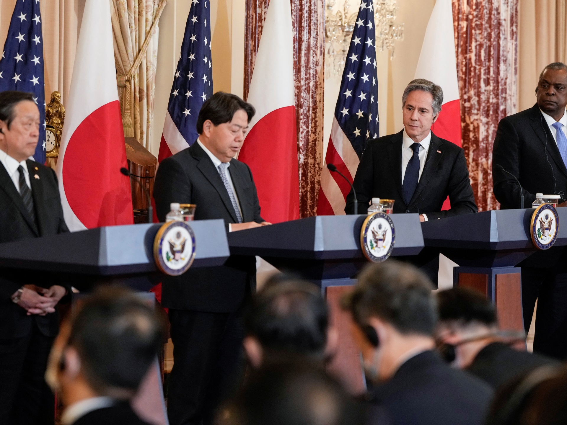 us,-japan-agree-to-strengthen-security-ties-amid-china-worries