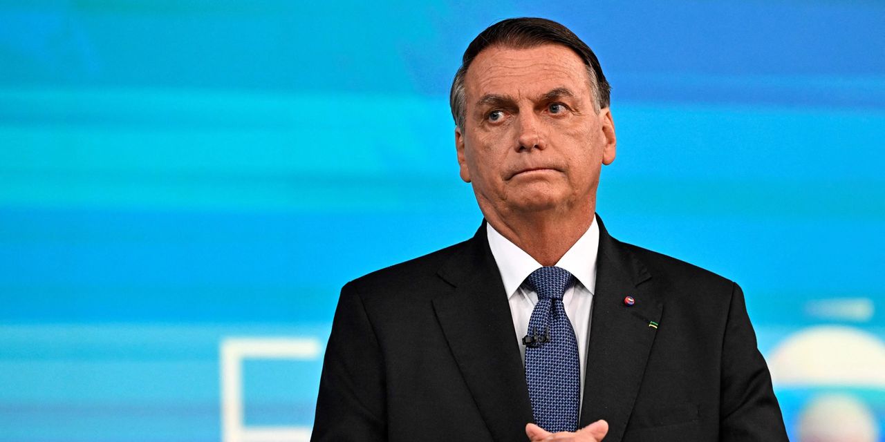 brazilian-prosecutors-call-for-probe-of-former-president-bolsonaro-over-riots