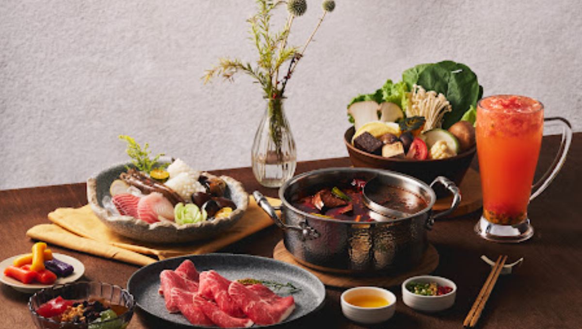 the-popular-cou-cou-hotpot-announce-the-opening-of-their-first-xiabu-xiabu-restaurant-in-singapore-at-lazada-one-on-january-25th,-2023.