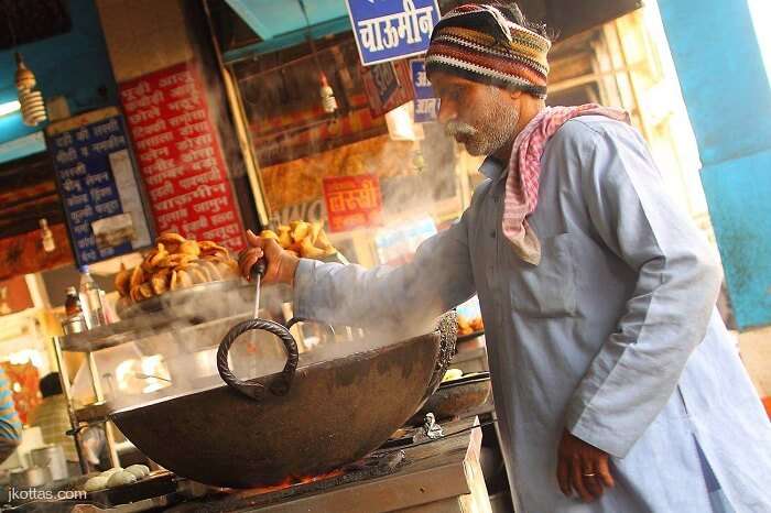 best-places-to-eat-in-delhi:-if-you’re-a-foodie,-then-this-is-where-you-need-to-go-in-2023!