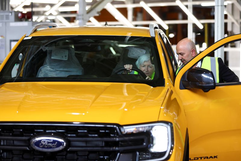 yellen-lauds-ford’s-100-year-history-in-south-africa,-flags-more-investments