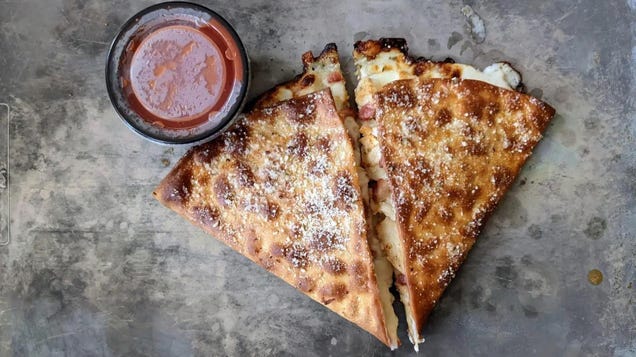 pizza-hut-hopes-to-become-your-weekday-lunch-spot-with-its-new-melts
