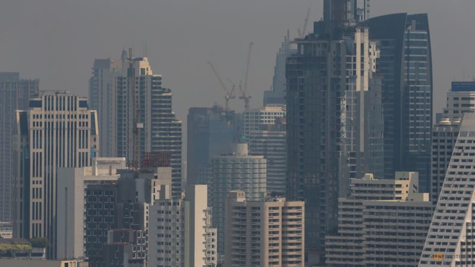 bangkok-residents-advised-to-stay-indoors-as-air-quality-hits-unhealthy-levels