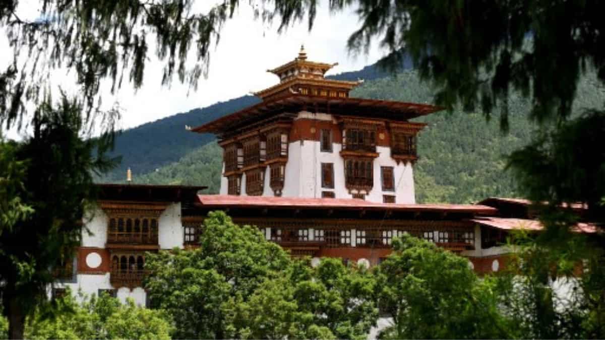 are-china-and-bhutan-talks-on-resolving-border-dispute-a-headache-for-india?