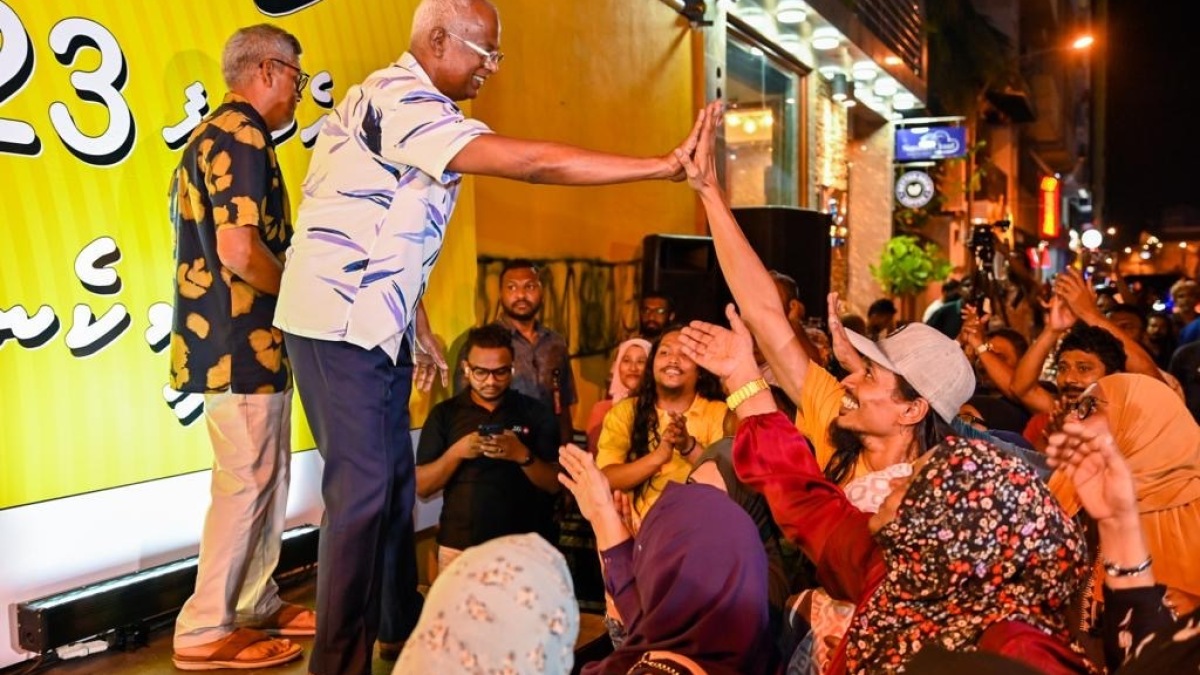 maldives-on-edge-after-bitterly-fought-presidential-primary