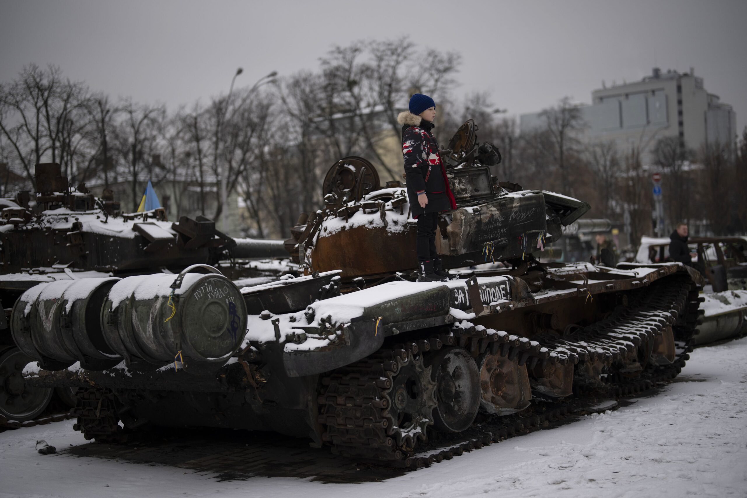 ukraine-pushes-for-western-fighter-jets-after-tank-deals