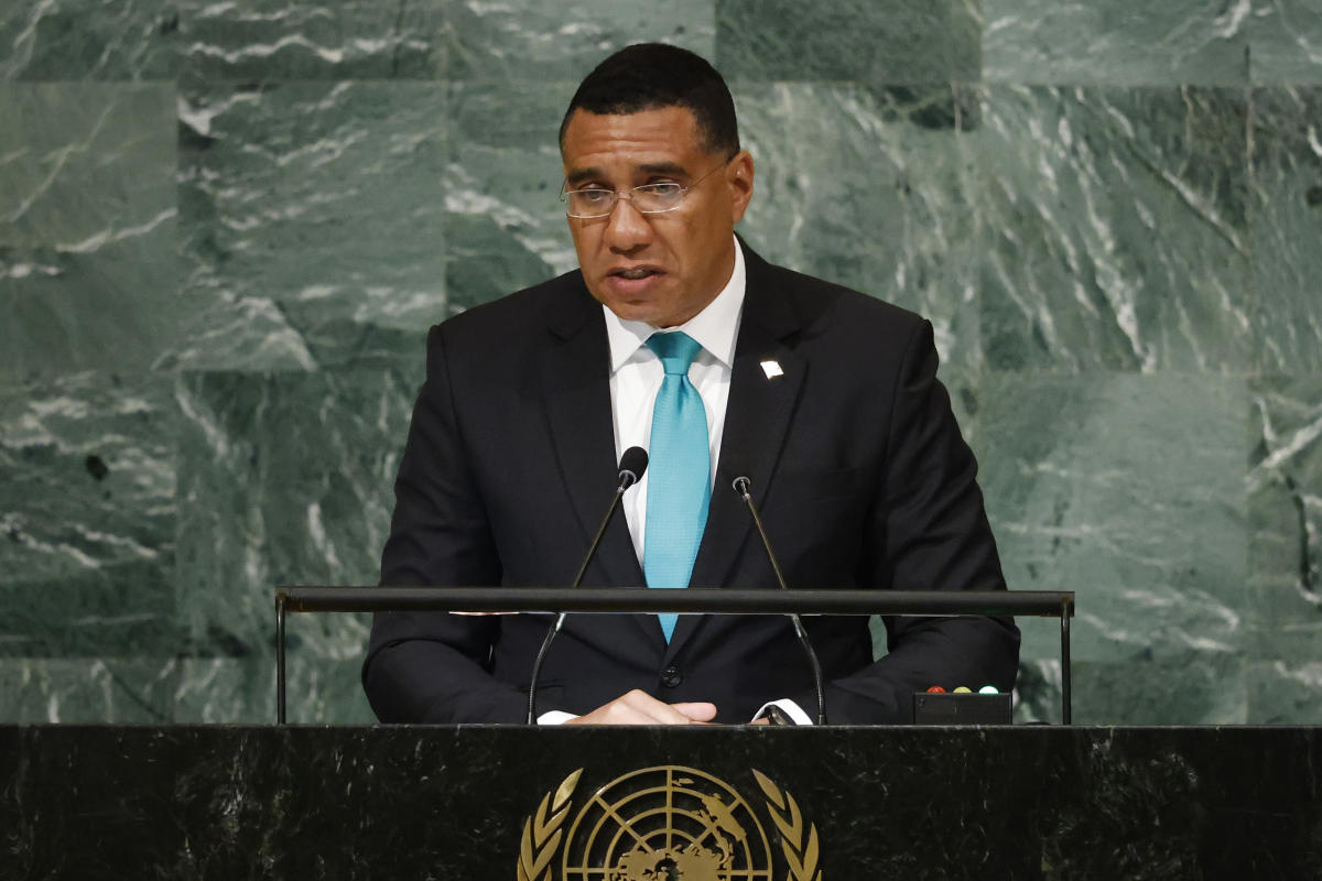 jamaica-ready-to-send-soldiers,-police-to-quell-haiti-chaos