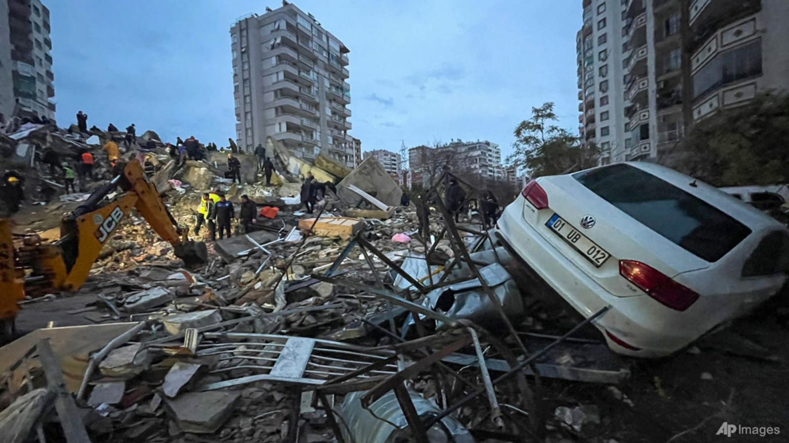 thai-student-affected-by-turkiye-quake-turns-'hard-time'-into-opportunity-to-help-other-survivors