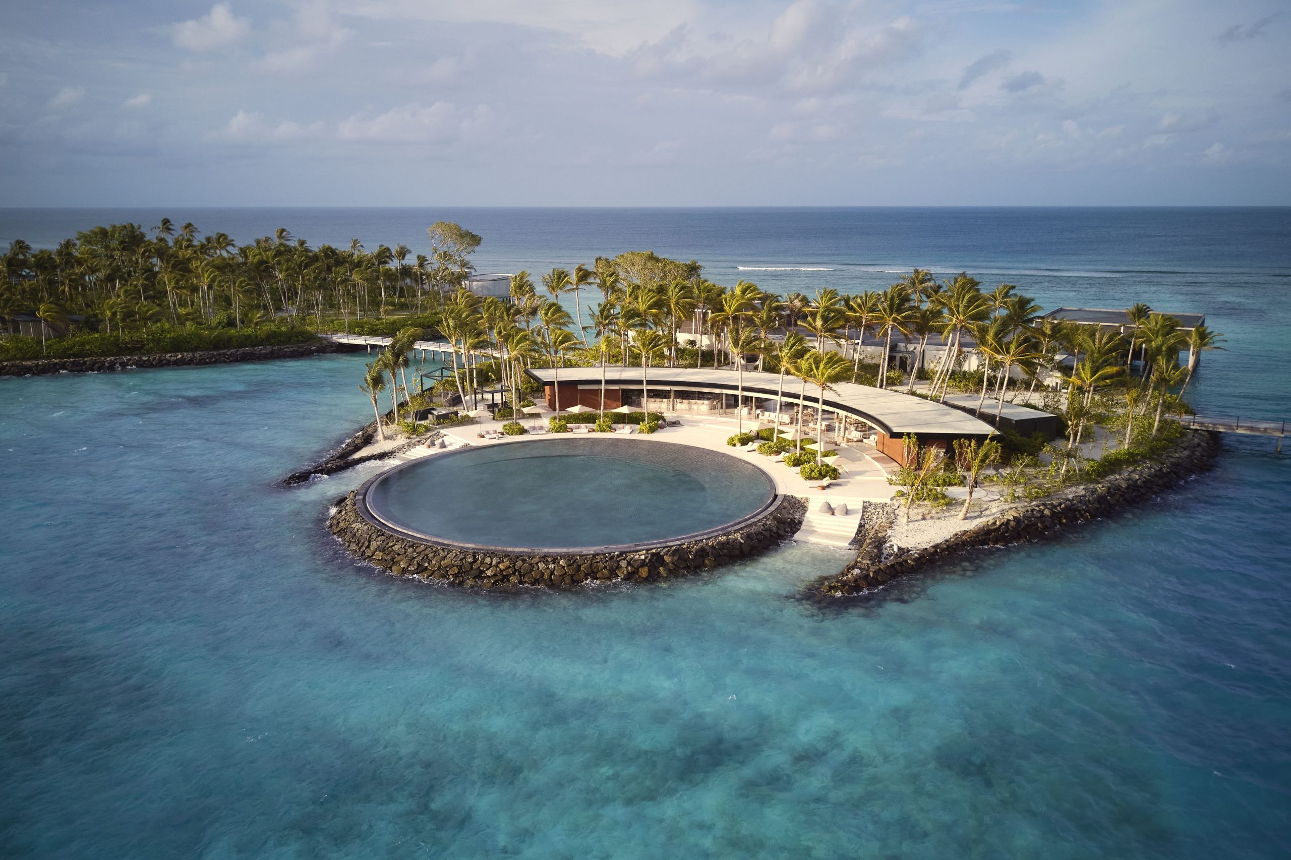 the-ritz-carlton-maldives-introduces-'essence-of-balance'-stay-package