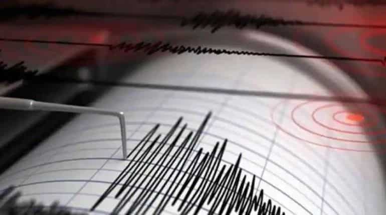 earthquake-of-magnitude-5.2-jolts-nepal