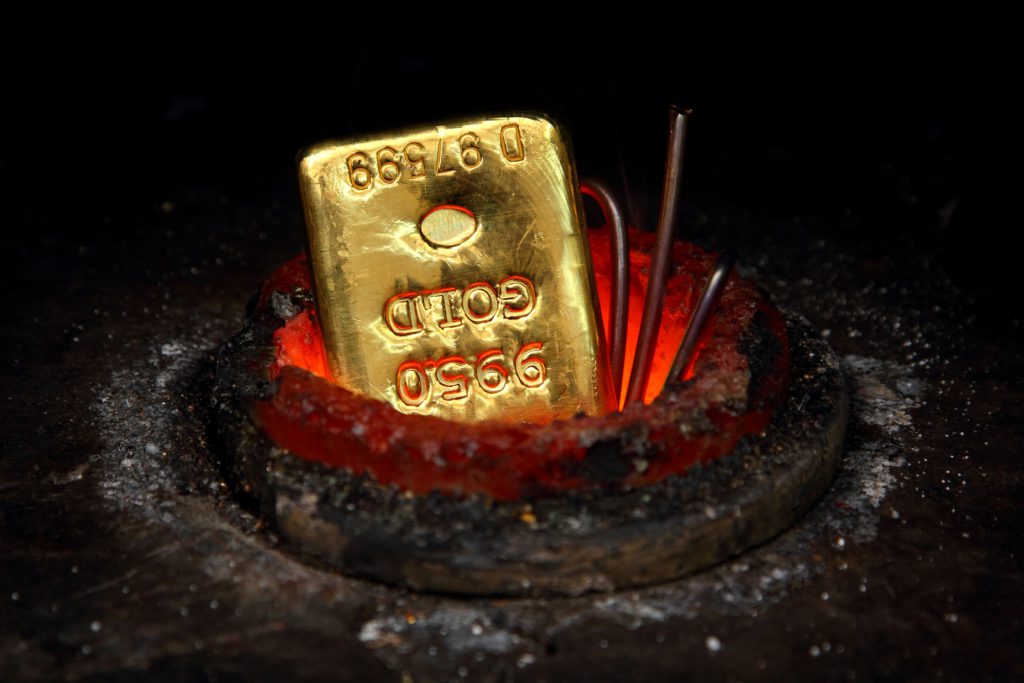 gold-price-regains-ground-as-us-dollar-rally-cools