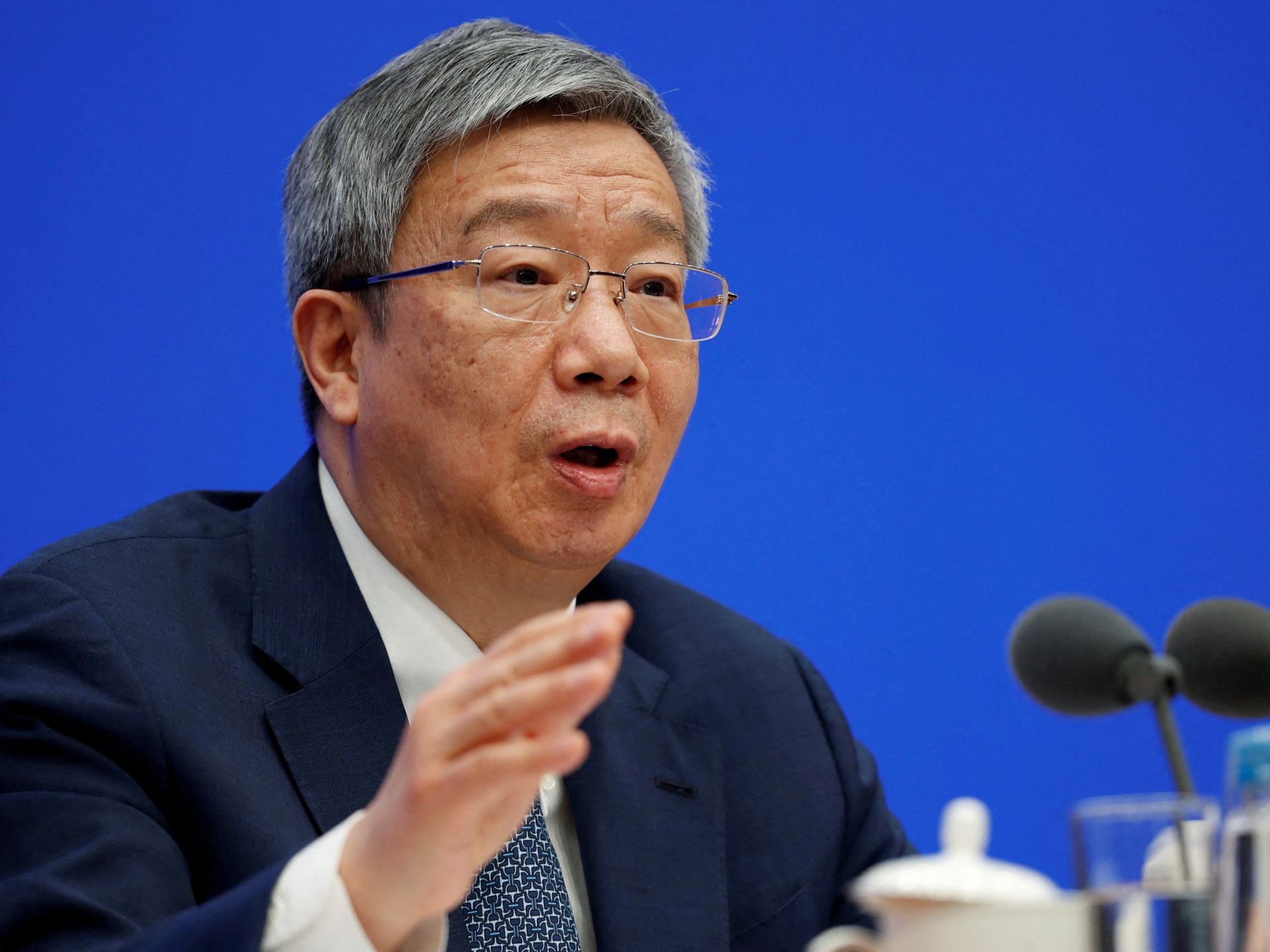 in-unexpected-move,-china-retains-central-bank-governor